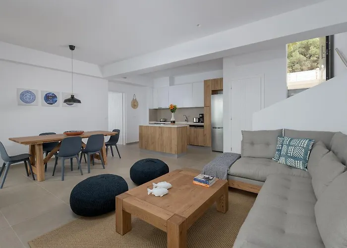 Vila Mimosa In Pefkos Líndos