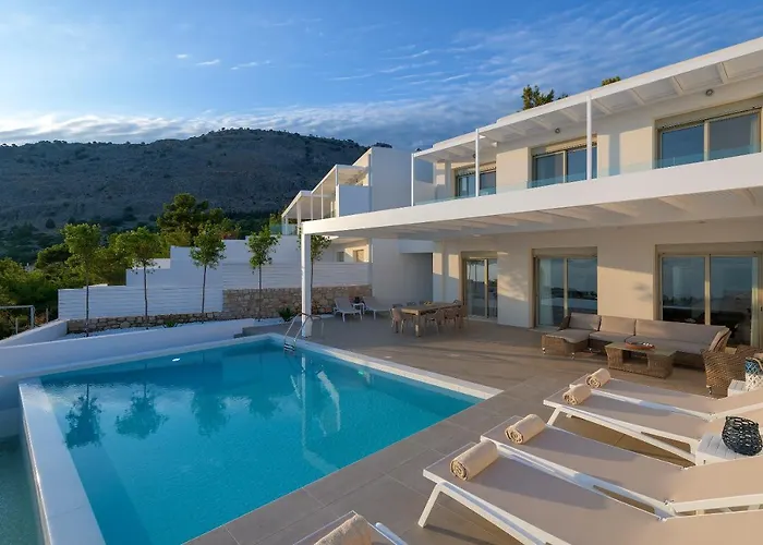 Vila Mimosa In Pefkos Líndos