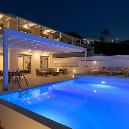 Mimosa In Pefkos Willa